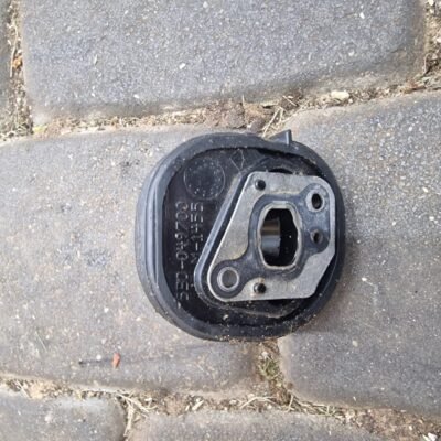 McCulloch MAC338 Įsiurbimo kolektorius