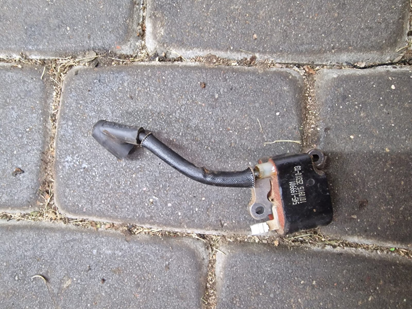 Jonsered CS2234 Uždegimo ritė