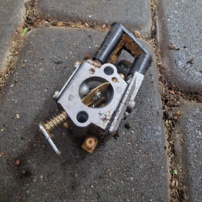 STIHL 023C  Karbiuratorius