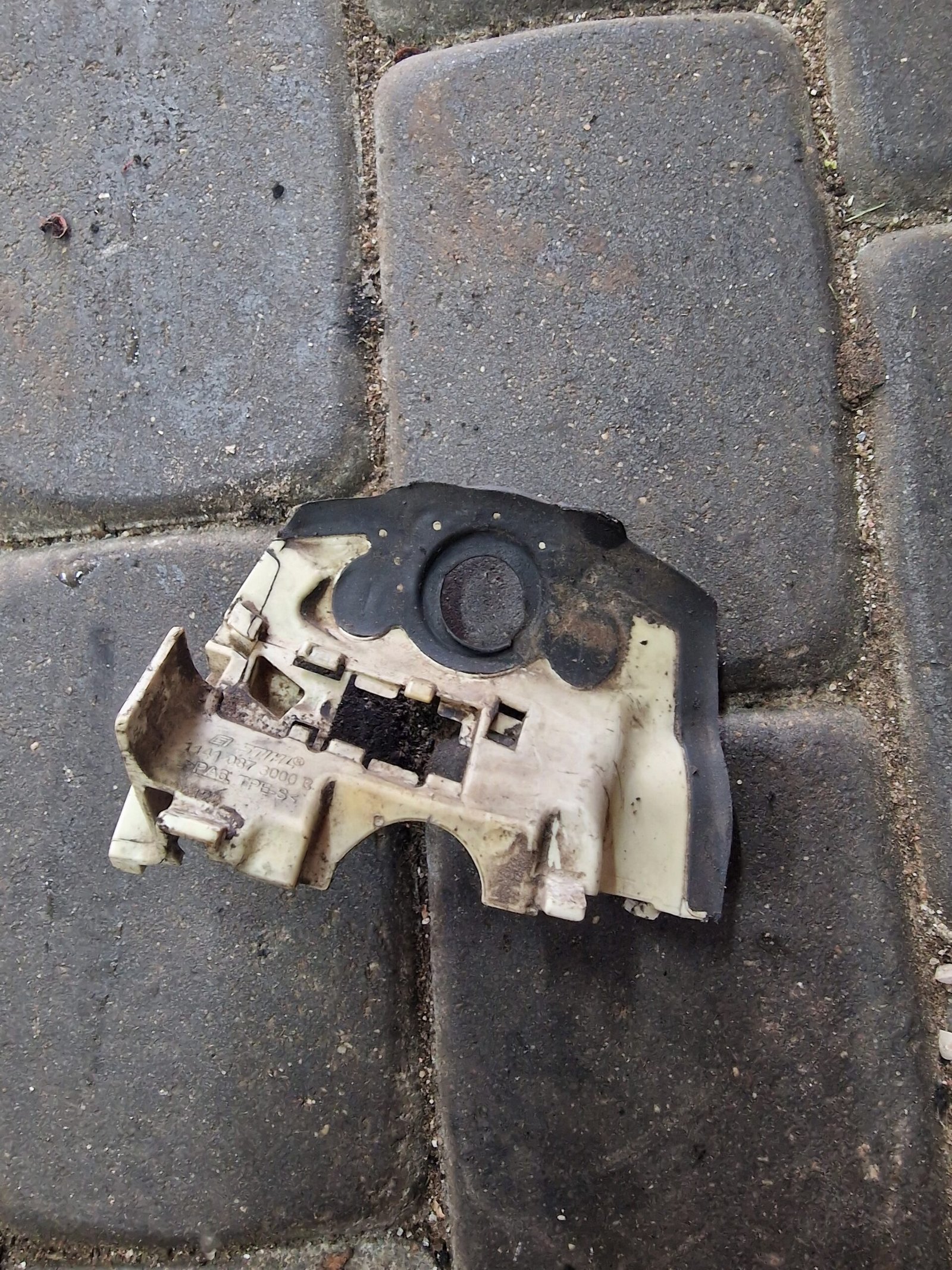 STIHL MS291/C Oro filtro laikiklis