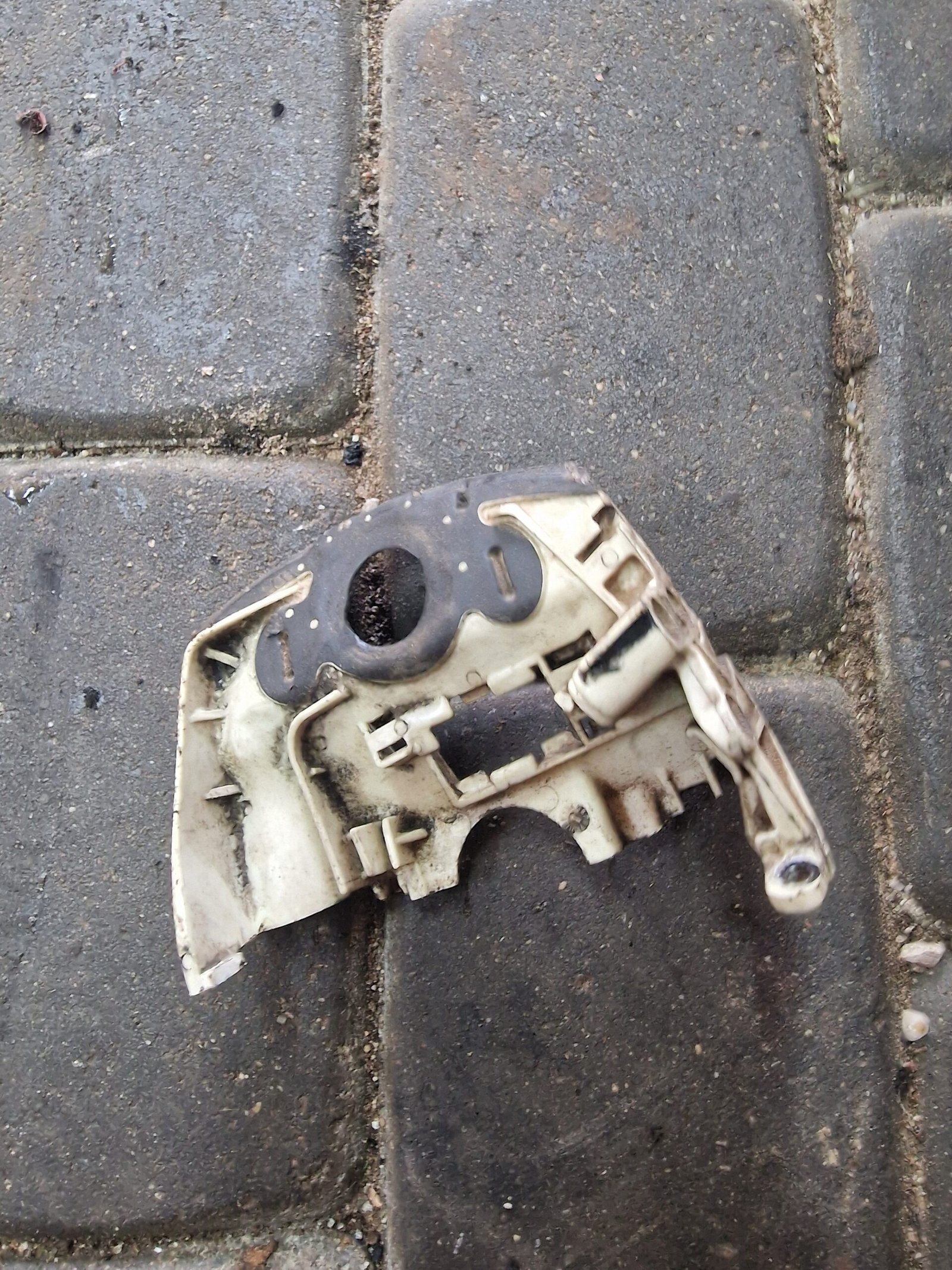 STIHL MS291/C Oro filtro laikiklis - Image 2