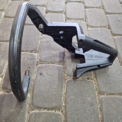 Jonsered  2045  Galinė rankena