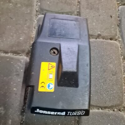 Jonsered  2045  Korpuso dangtelis