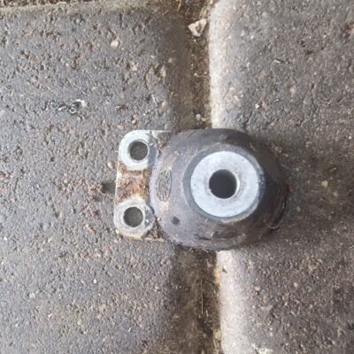 STIHL 026 Amortizatorius