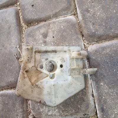 Husqvarna 55 Oro filtro apatinė dalis, laikiklis