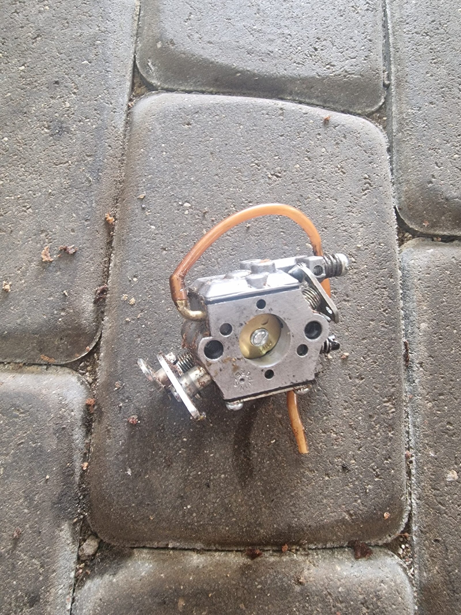 Husqvarna 36 Karbiuratorius - Image 2