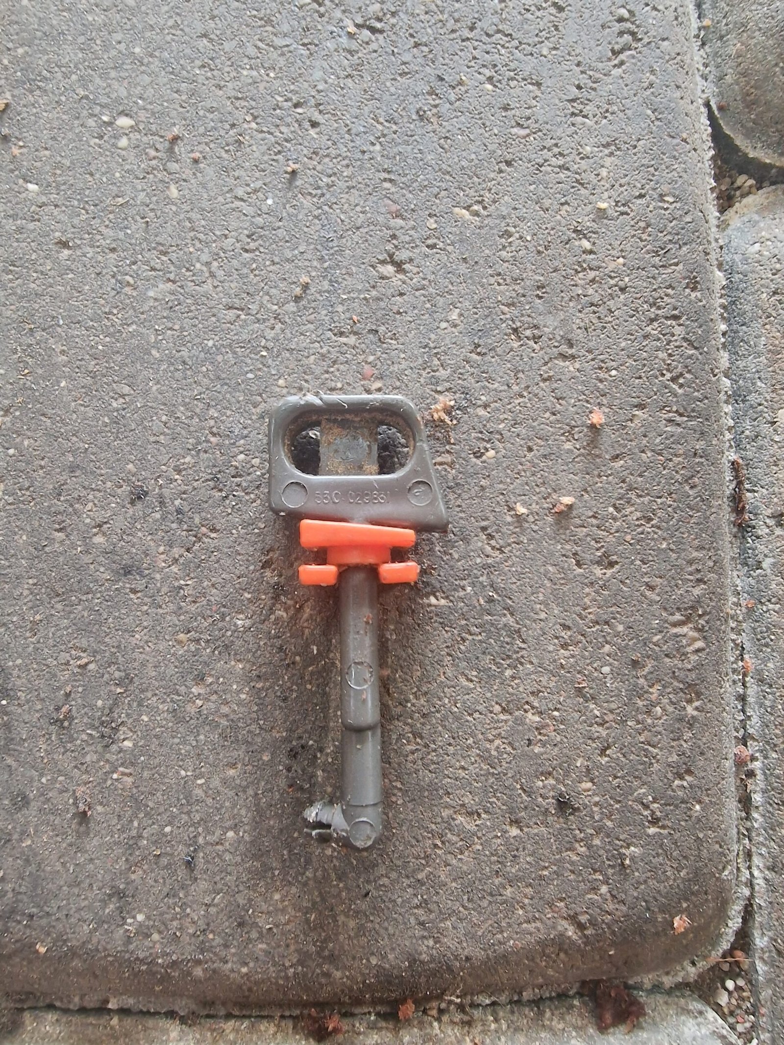 Husqvarna 36 Oro sklendės traukė