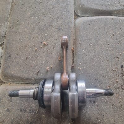 Husqvarna 36 Alkūninis velenas