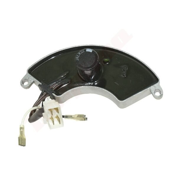 Įtampos reguliatorius AVR P1 250V 470UF ALU