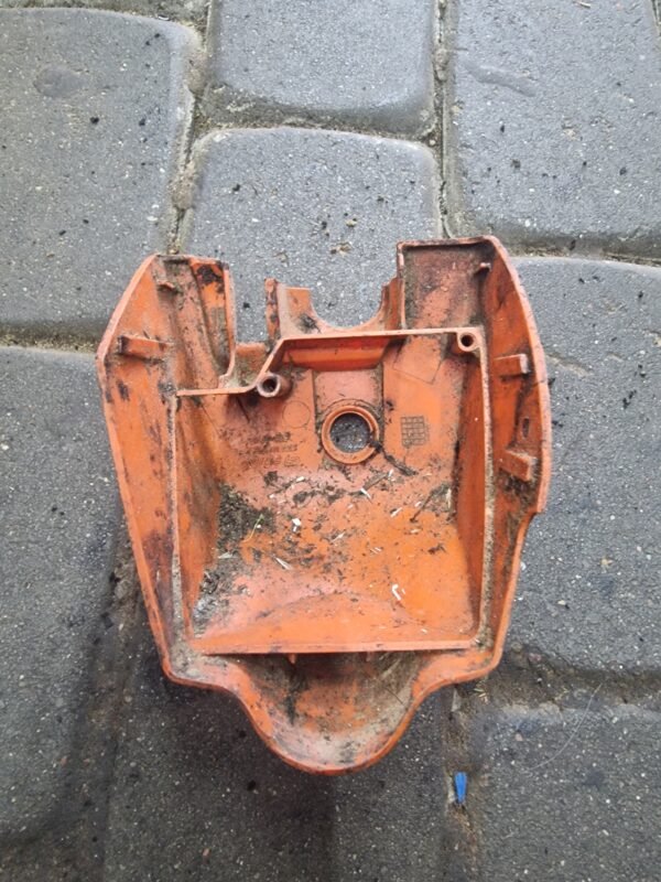 STIHL MS341 Korpuso dangtelis - Image 2