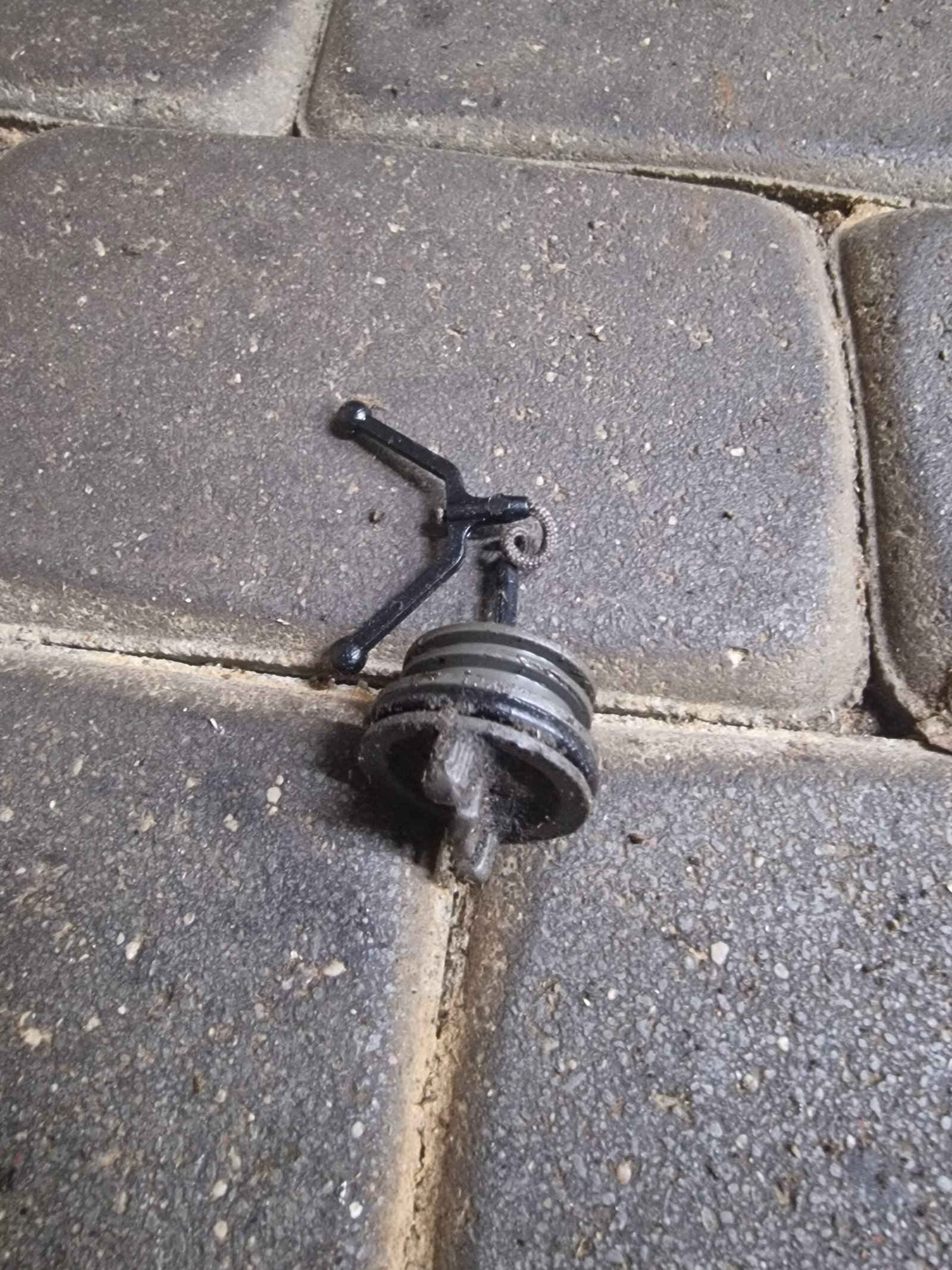 Husqvarna 142 Alyvos kamštis