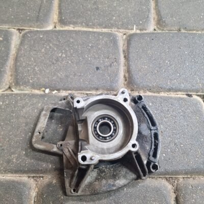 Partner B422X trimerio Variklio dalis, Sankabos pusė