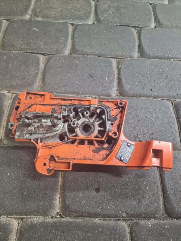 Husqvarna 357XPG Variklio blokas, sankabos pusė