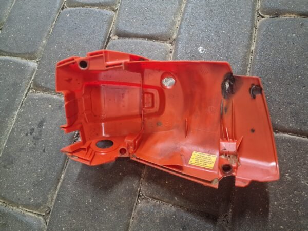 Husqvarna 555 Korpuso dangtelis - Image 2