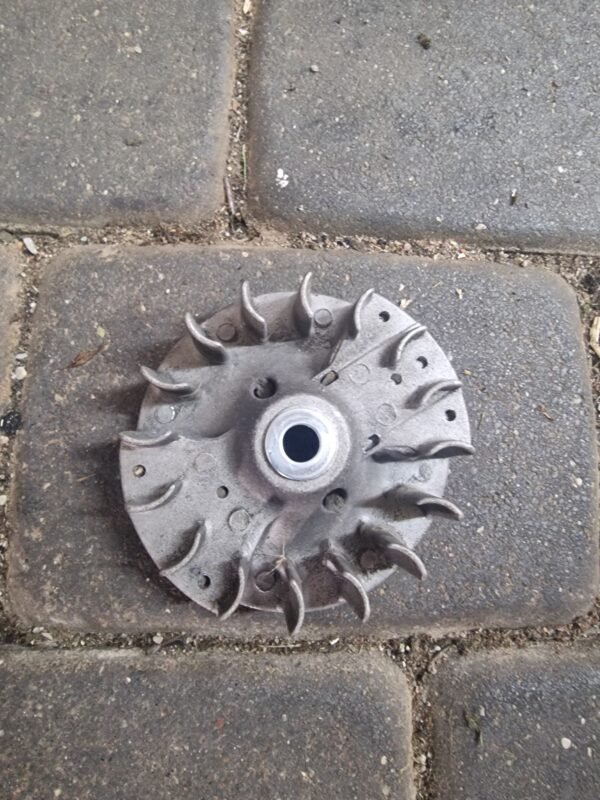 Poulan FL26C Smagratis