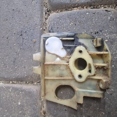 Husqvarna 55 Oro filtro apatinė dalis, laikiklis