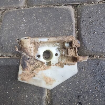 Husqvarna 55 Oro filtro laikiklis