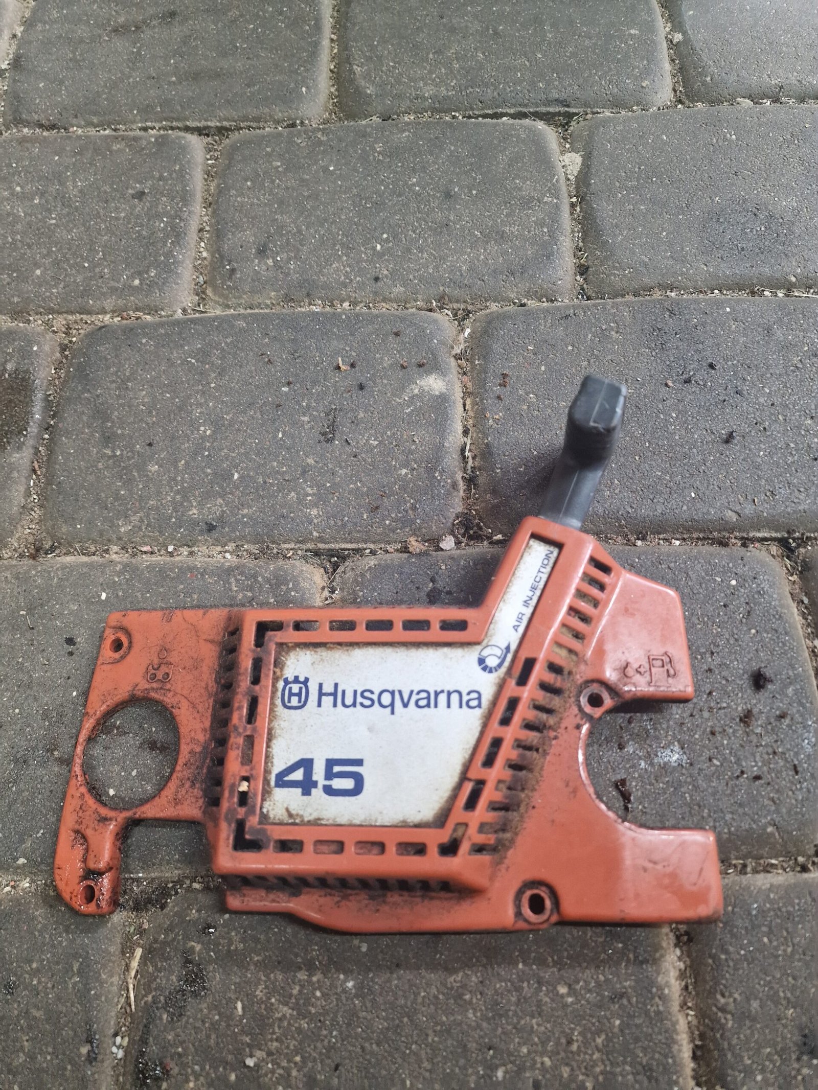 Husqvarna 45 Starteris