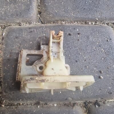 Husqvarna 45 Oro filtro apatinė dalis, laikiklis