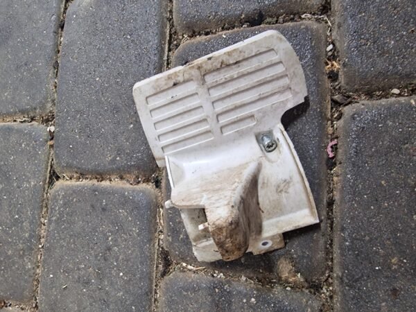 STIHL FS90 Dangtelis