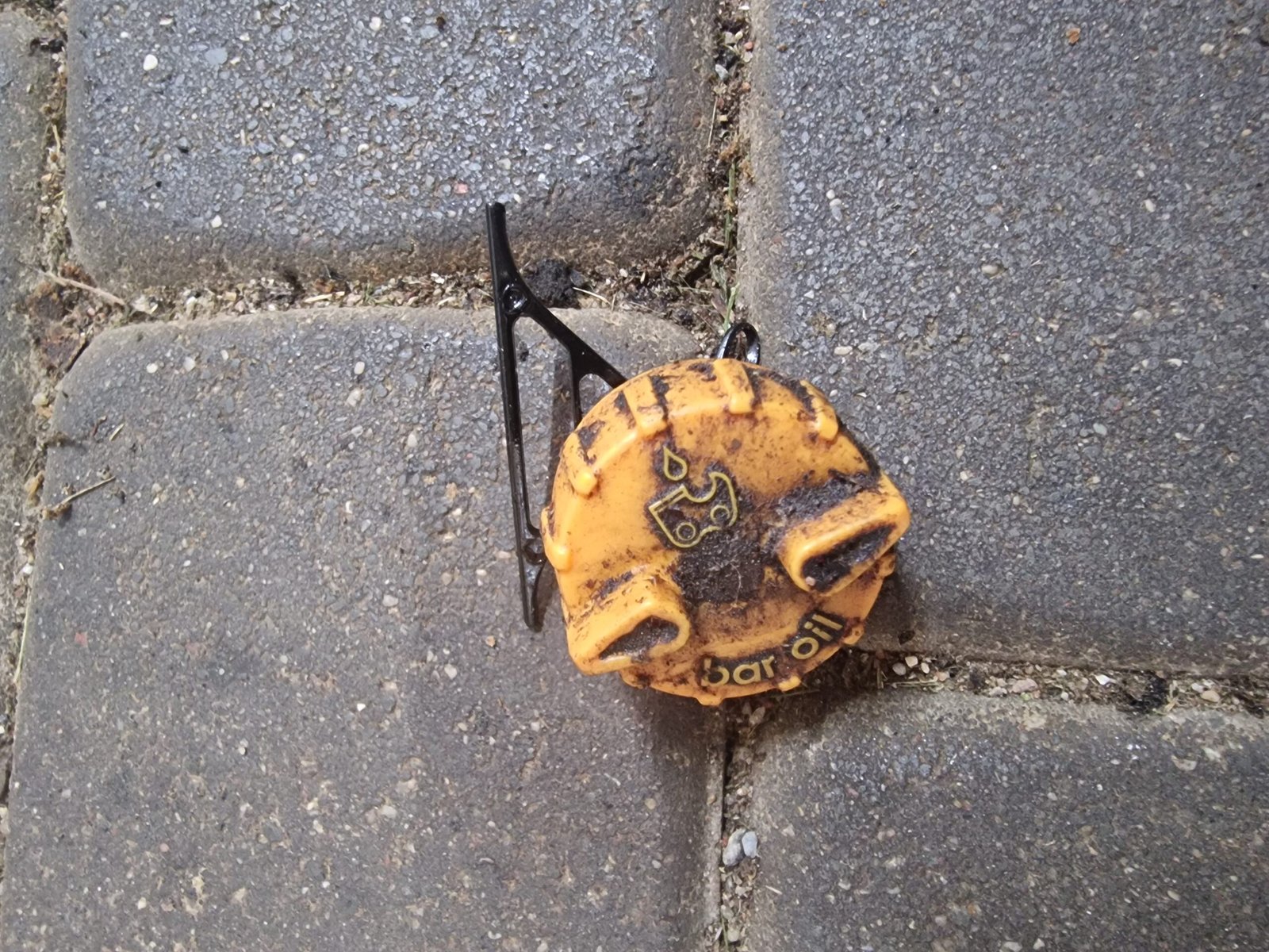 Homelite 42cc Kuro bako kamštis