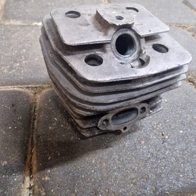 Husqvarna 244r Cilindras