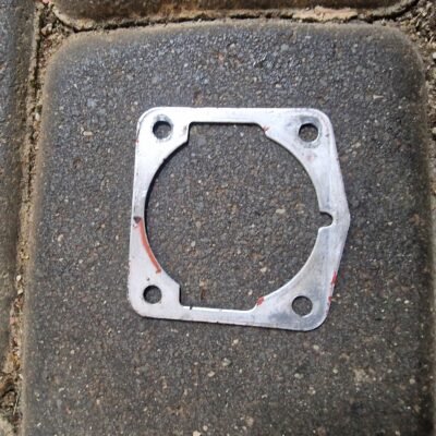 Husqvarna 244r Tarpinė