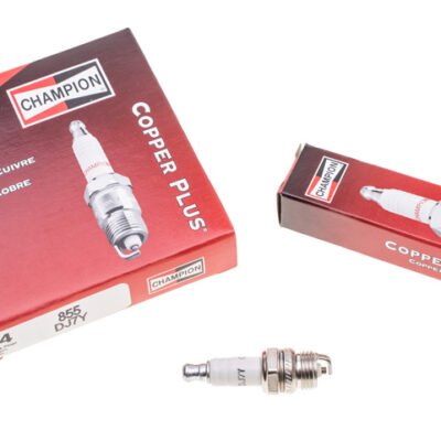 CHAMPION uždegimo žvakė DJ7Y (4 vnt.)