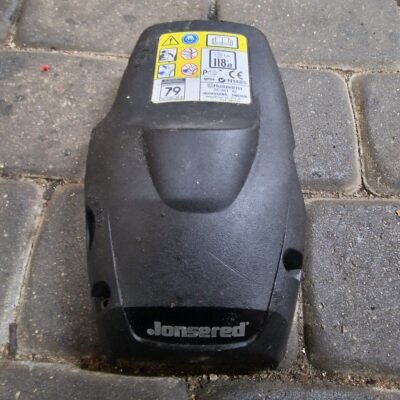 Jonsered CS2234 Korpuso dangtelis