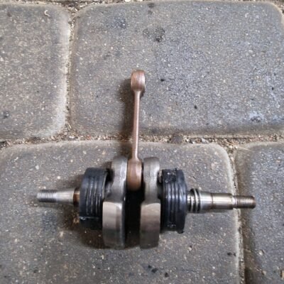 Jonsered CS2234 Alkūninis velenas