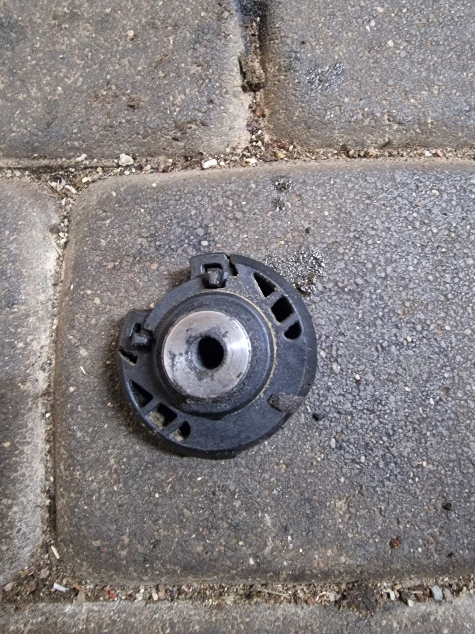 Jonsered CS2234 - Image 2