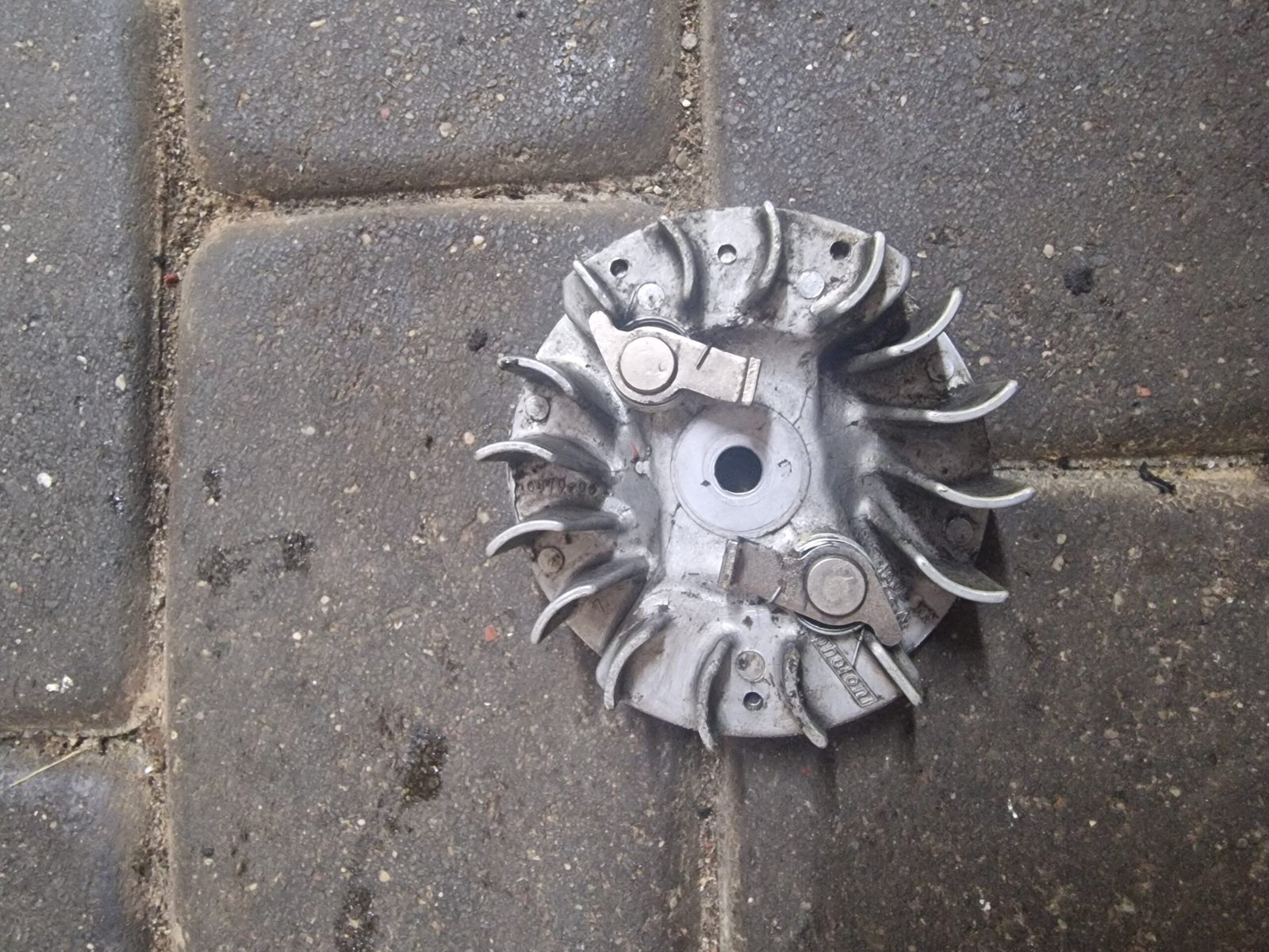 Jonsered CS2234 Smagratis