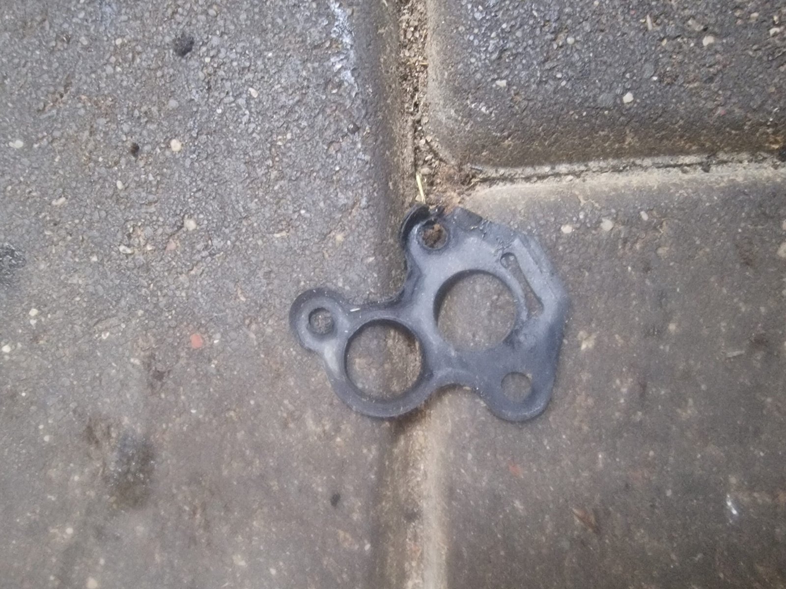 Jonsered CS2234 Tarpinė