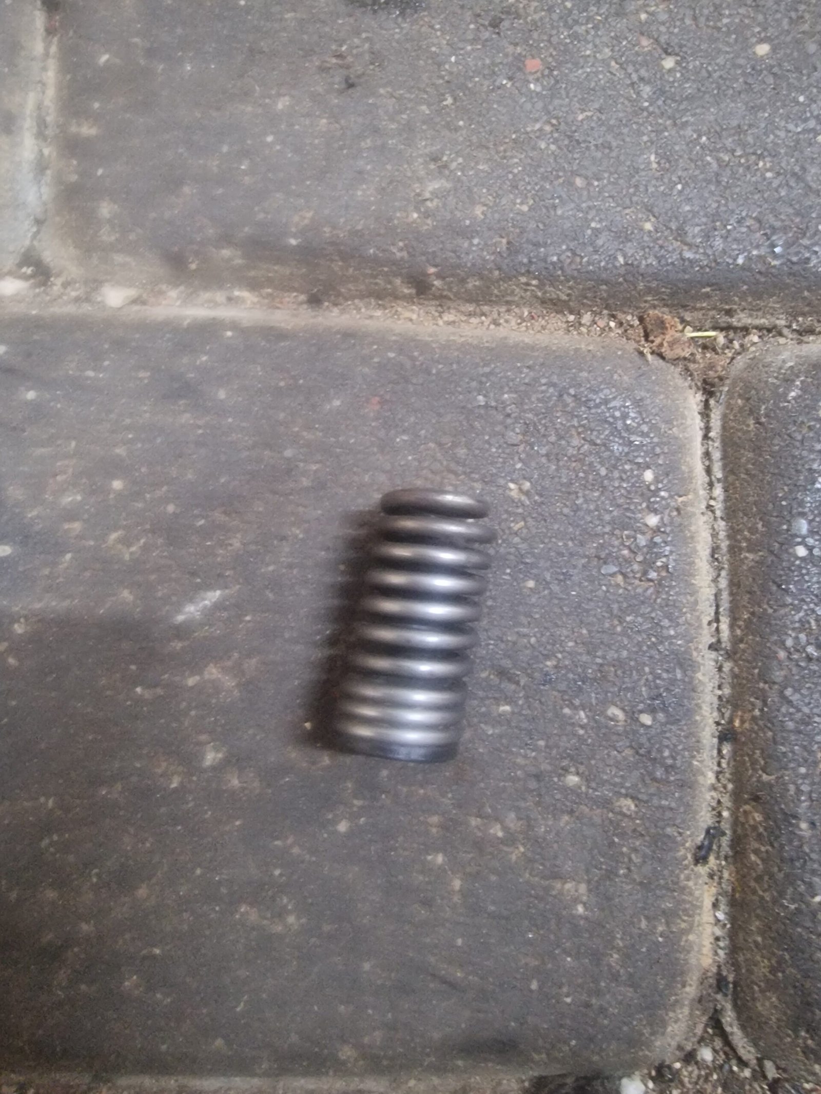 Jonsered CS2234 Amortizatorius