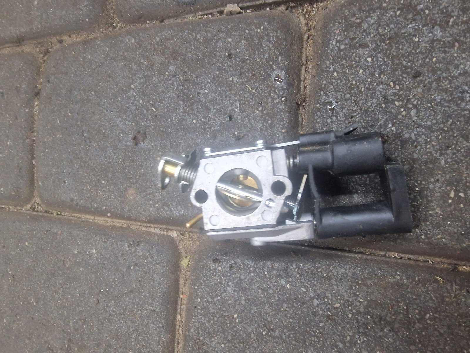 Husqvarna 136 Karbiuratorius - Image 2