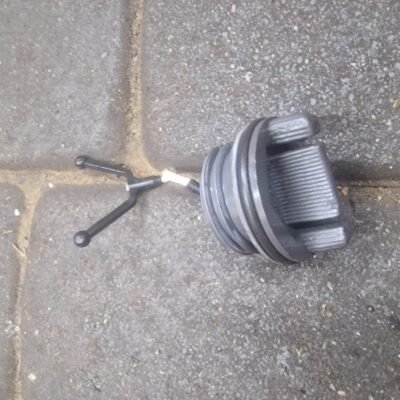 Husqvarna 136 Kuro kamštis