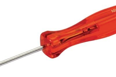 Isoryl atsuktuvas su frezuotais ašmenimis įpjautoms varžtų galvutėms AR25X50