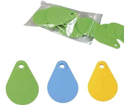 Baltas vardinis ženklelis 399052000002