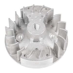 Smagratis Cedrus krūmapjovei