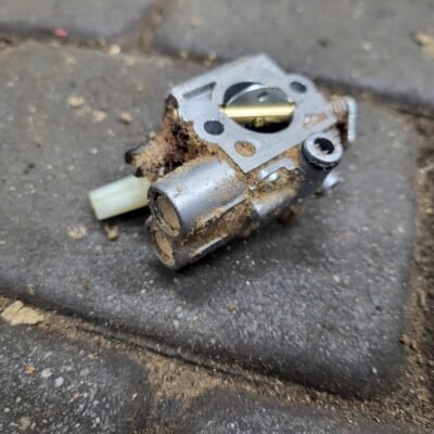 STIHL MS251 Karbiuratorius