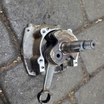 Husqvarna 553RS Alkūninis velenas