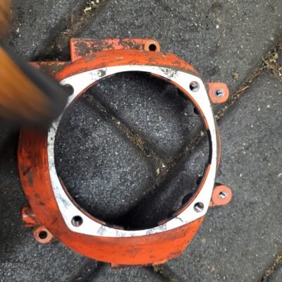 Husqvarna 553RS Variklio gaubtas