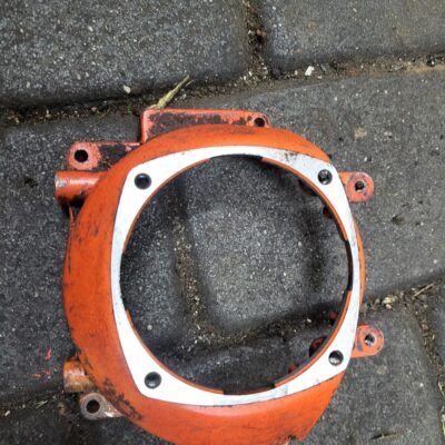 Husqvarna 553RS Variklio gaubtas