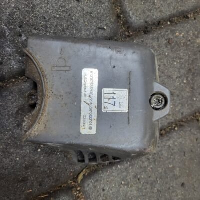 Husqvarna 553RS Dangtelis