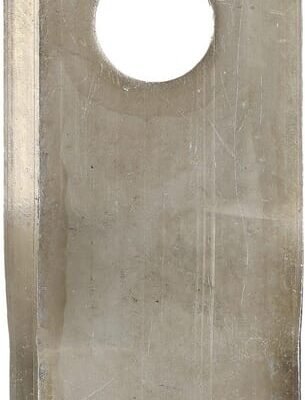 Dešinysis šienapjovės peilis (RH), 97 × 48 × 4 mm, skylė Ø19 mm, tinka Kongskilde JF / Stoll, 25 vnt. pakuotė, 13800024KR