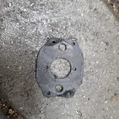 Jonsered 2040 Karbiuratoriaus tarpinė