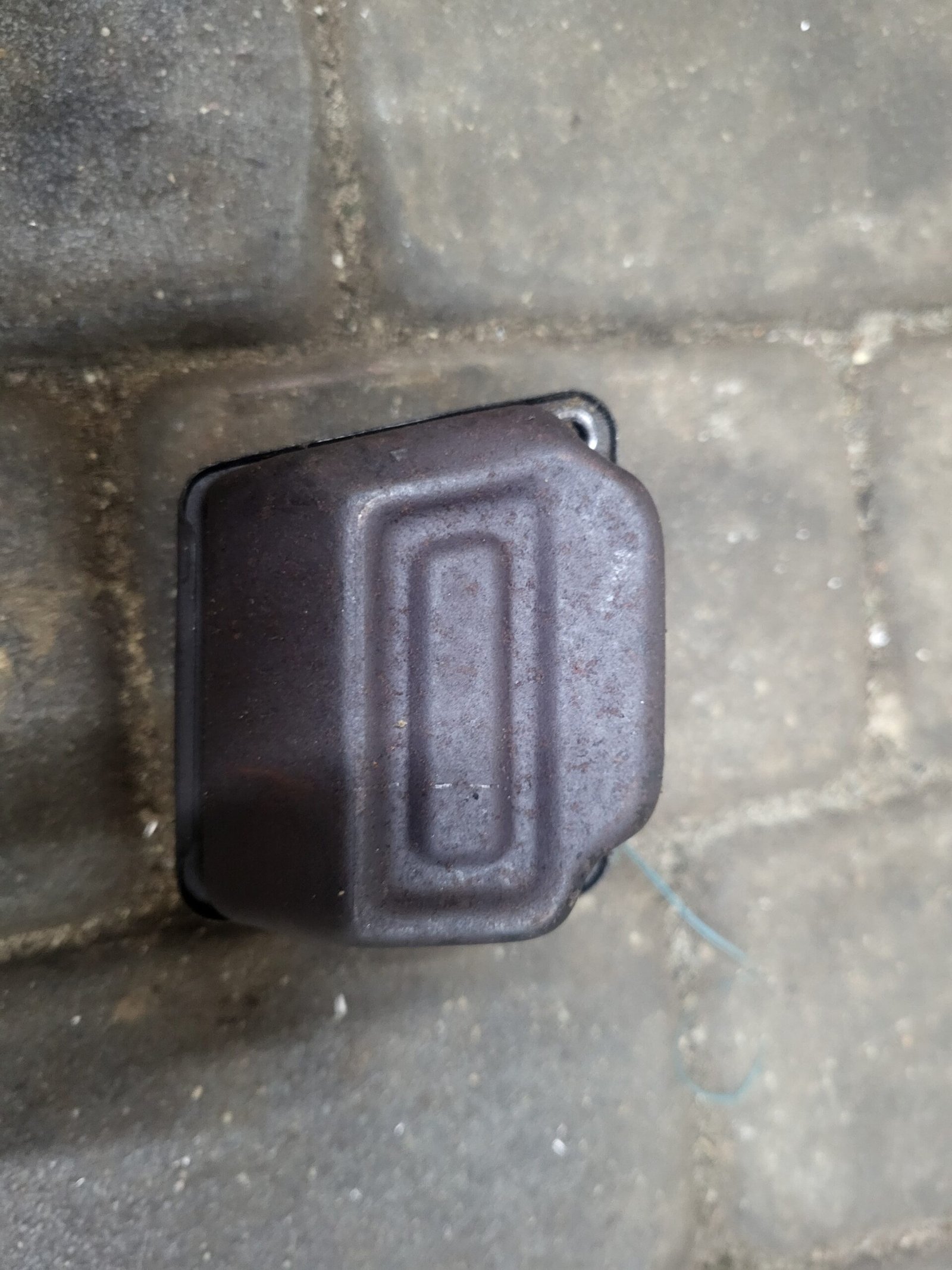 STIHL MS251 Duslintuvas