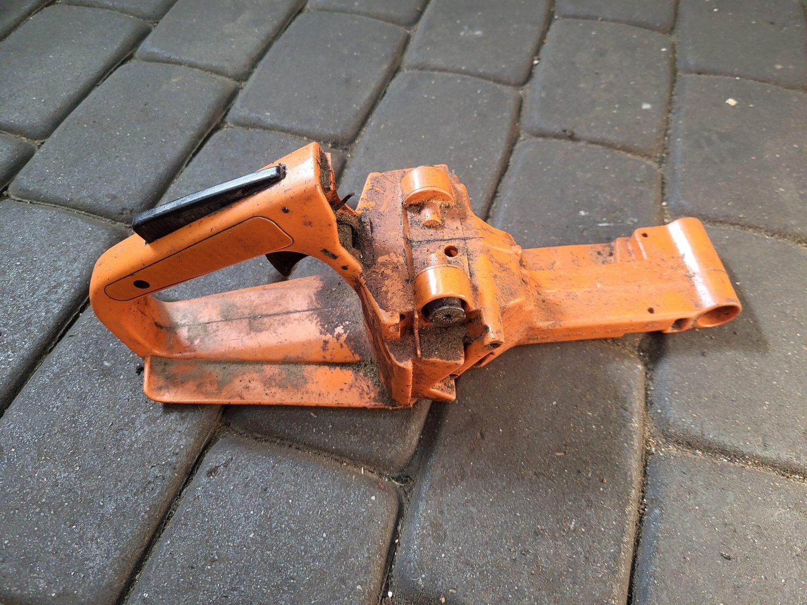Husqvarna 238 SG Kuro bakas - Image 2