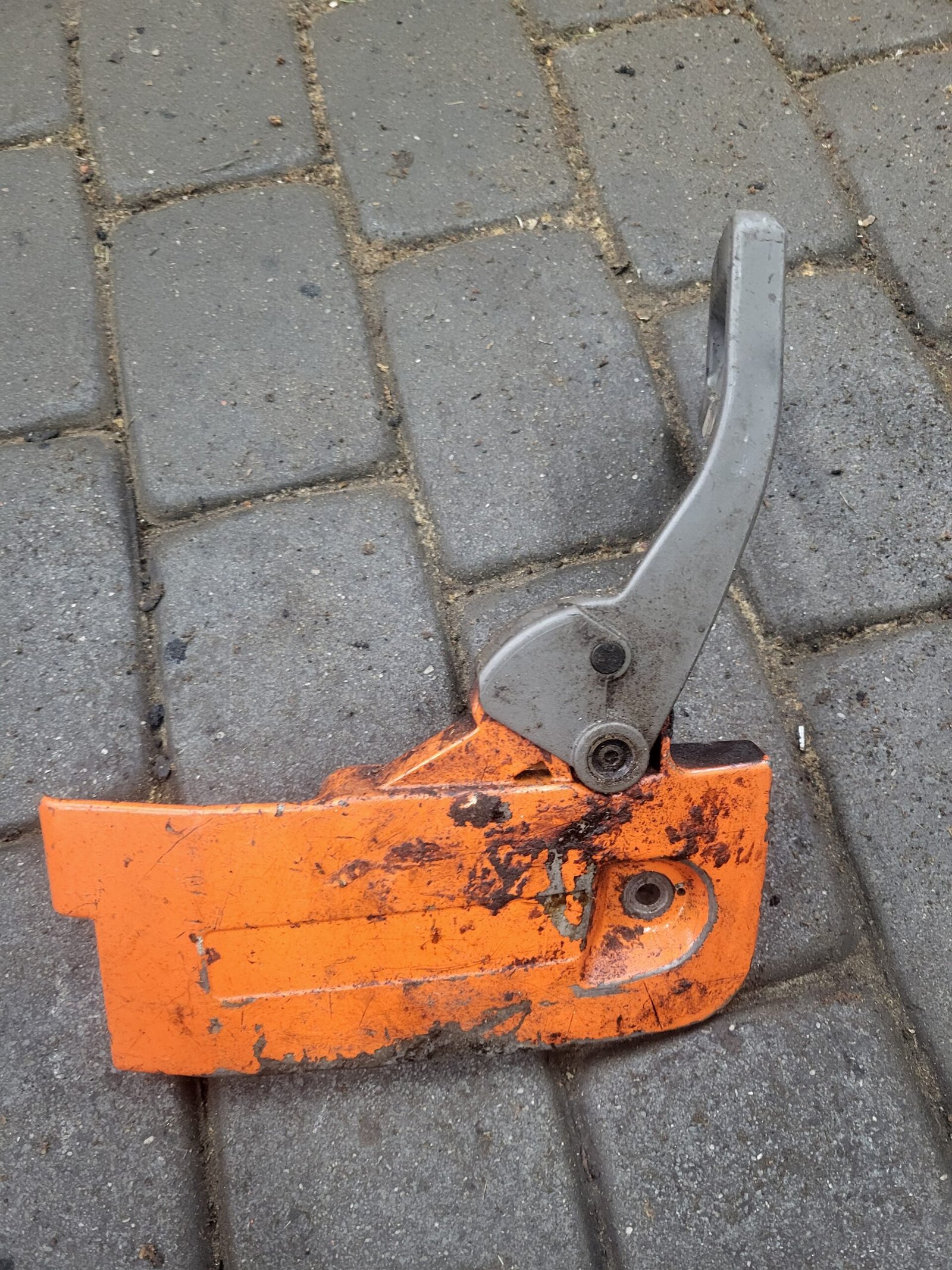 Husqvarna 242XPG Sankabos dangtelis