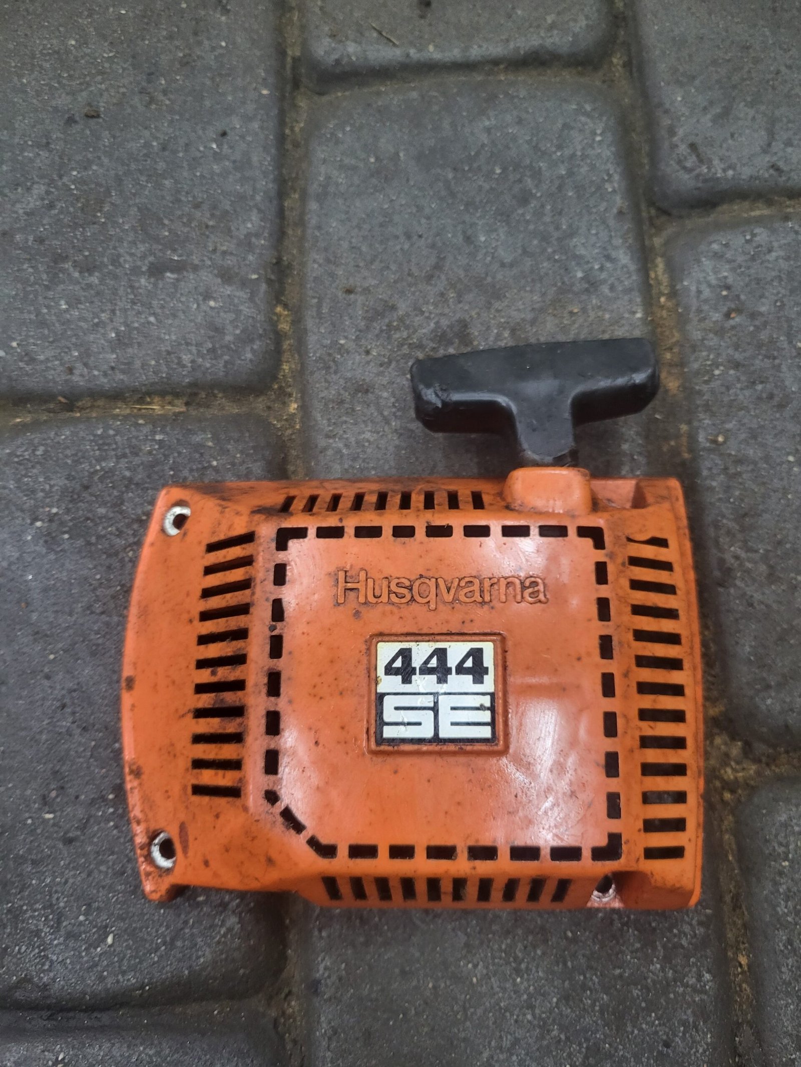 Husqvarna 444SE Starteris